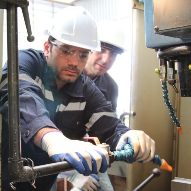 Sua equipe de manutenção só age quando a máquina quebra? Então está na hora de mudar